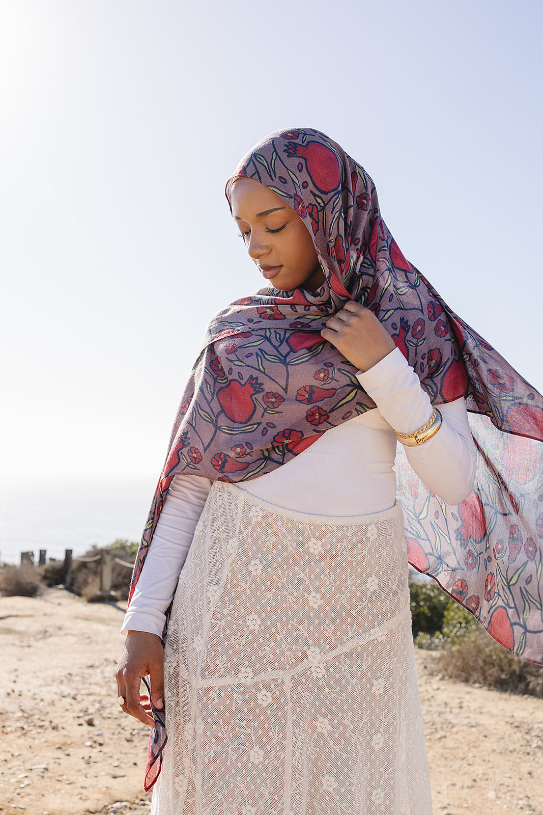 Bamboo Woven Printed Hijab - Pomegranate Molassess