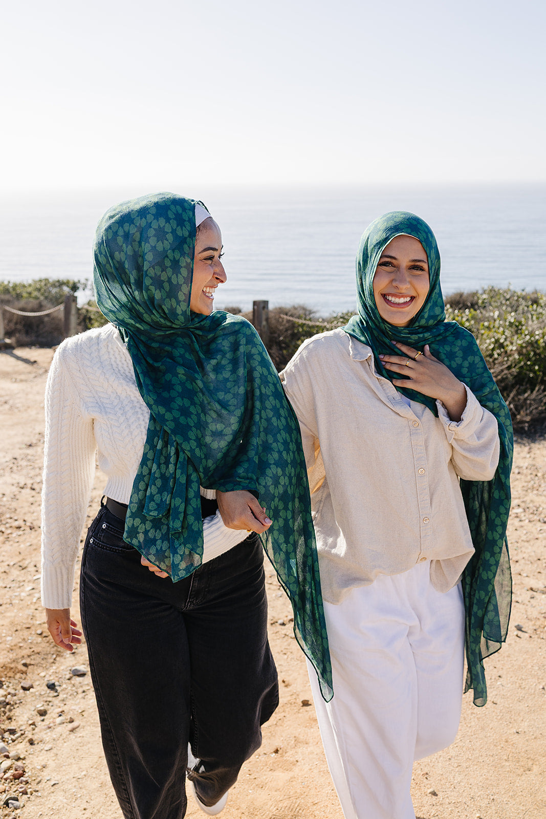 Bamboo Woven Printed Hijab - Alhambra Green