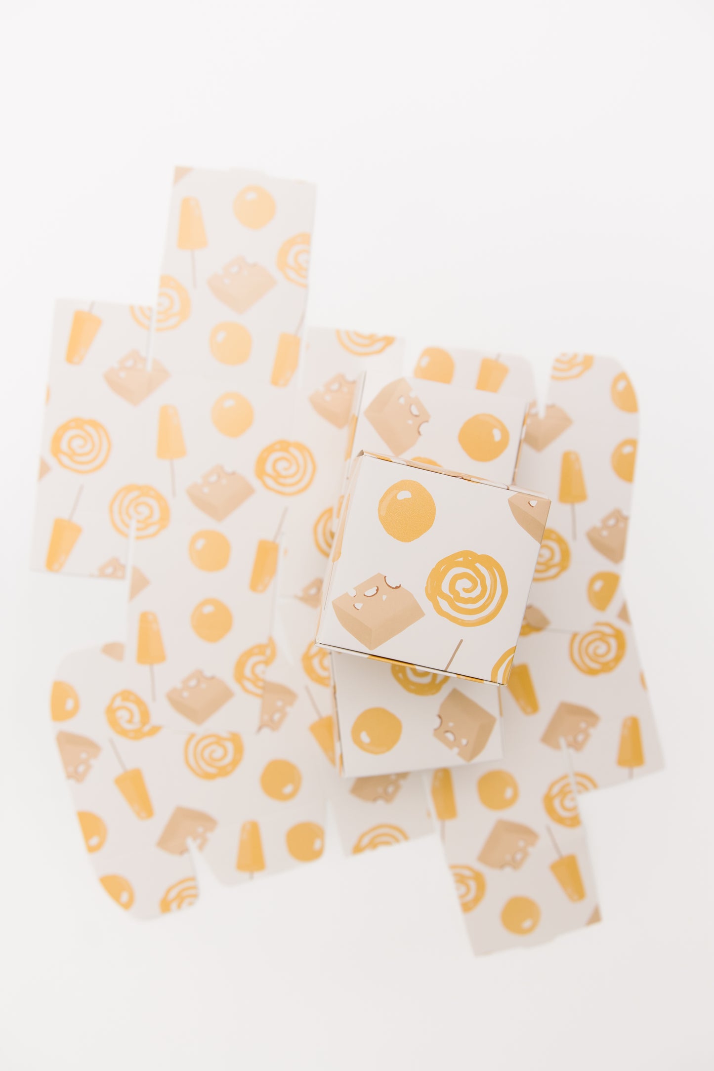 Set of 5 Small Treat / Party Favor Boxes - Metai Print