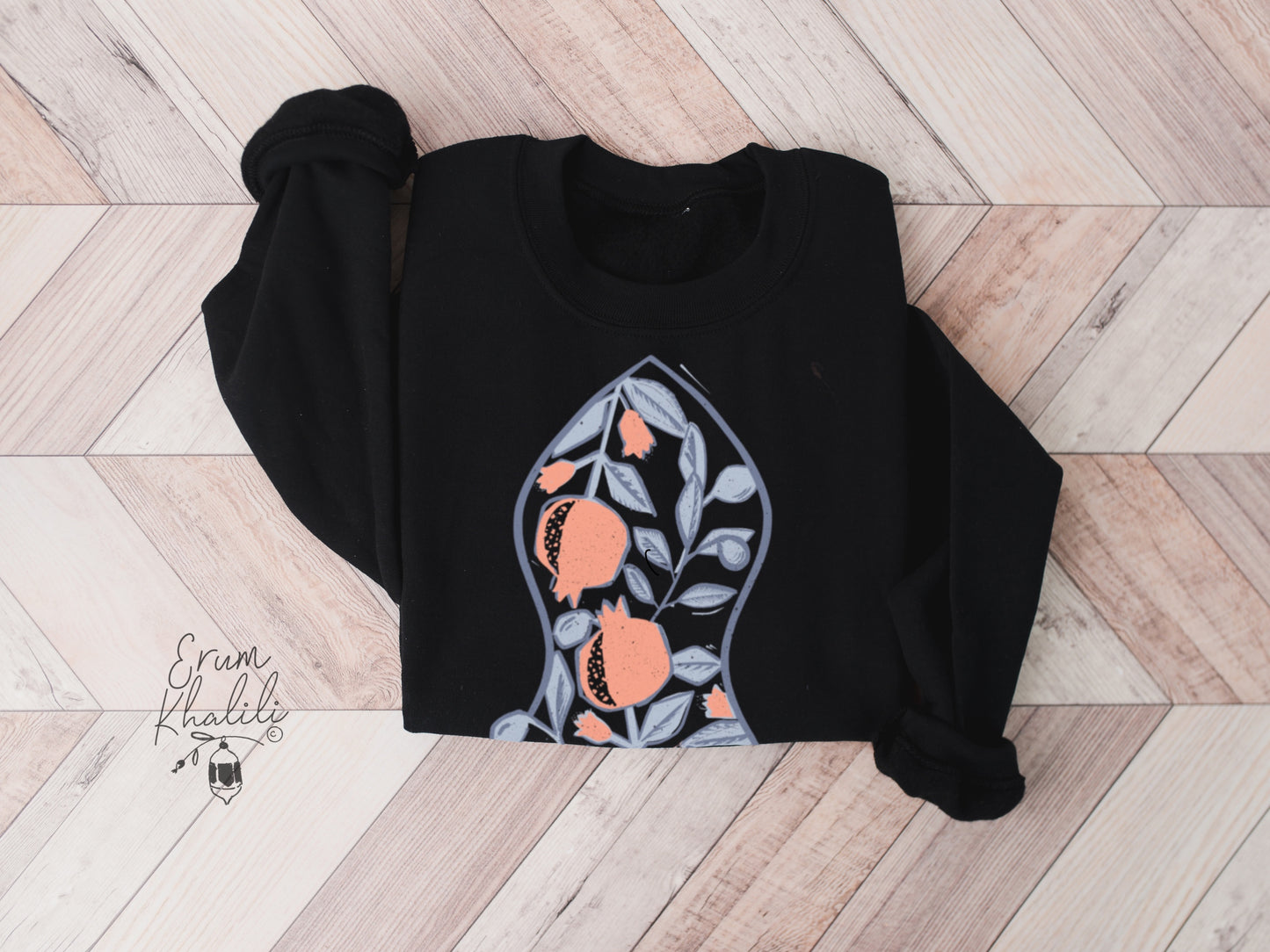 Pom and Olive Sandala - Crewneck Sweatshirt in Black