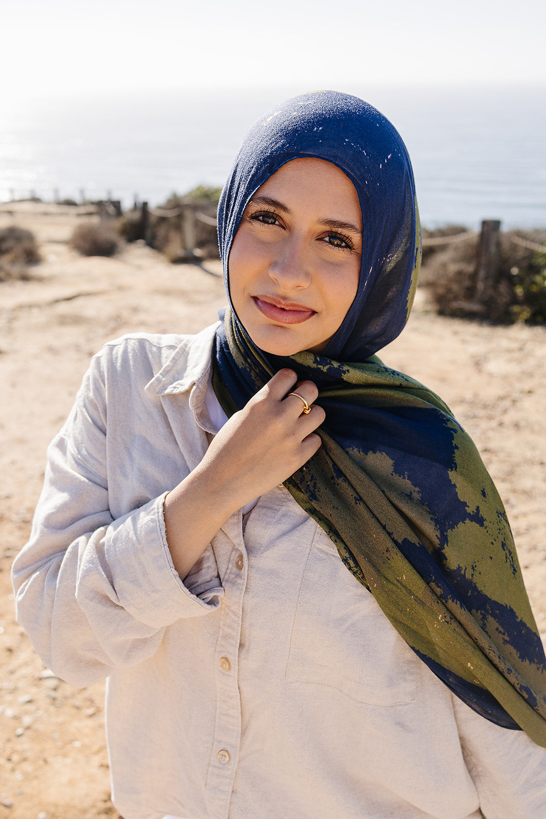 Bamboo Woven Printed Hijab - Midnight Meadow