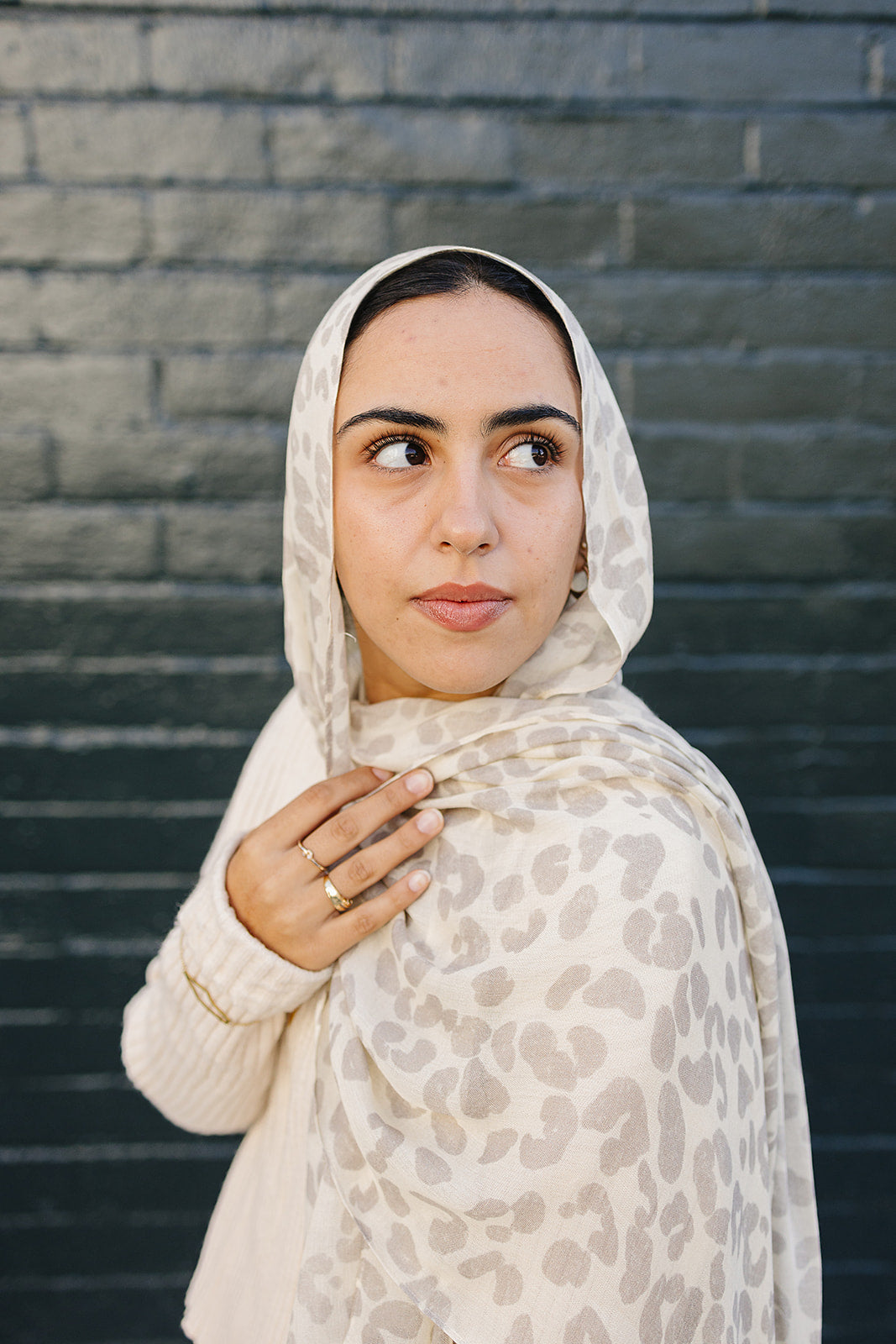 Bamboo Woven Printed Hijab - Leopard Cream