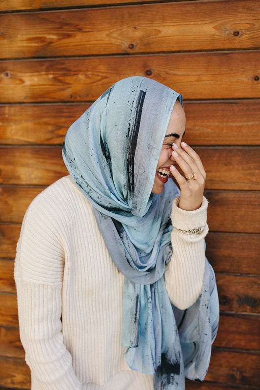 Bamboo Woven Printed Hijab - Hand Painted Strokes
