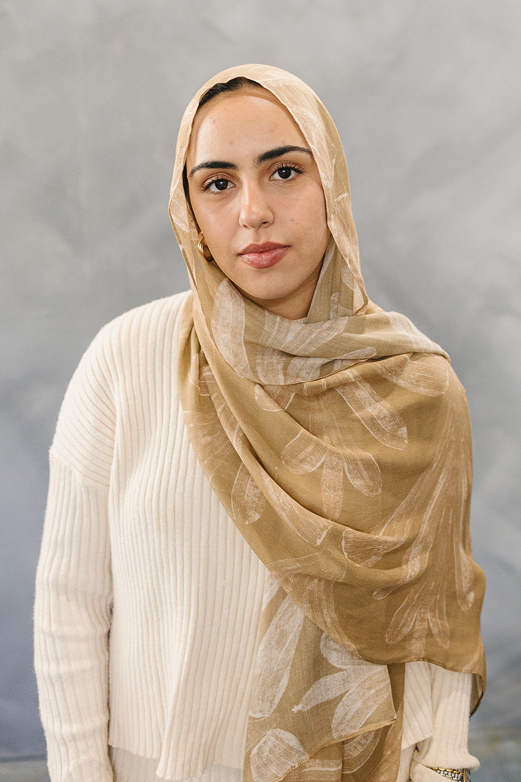 Bamboo Woven Printed Hijab - Pacific Palms Camel