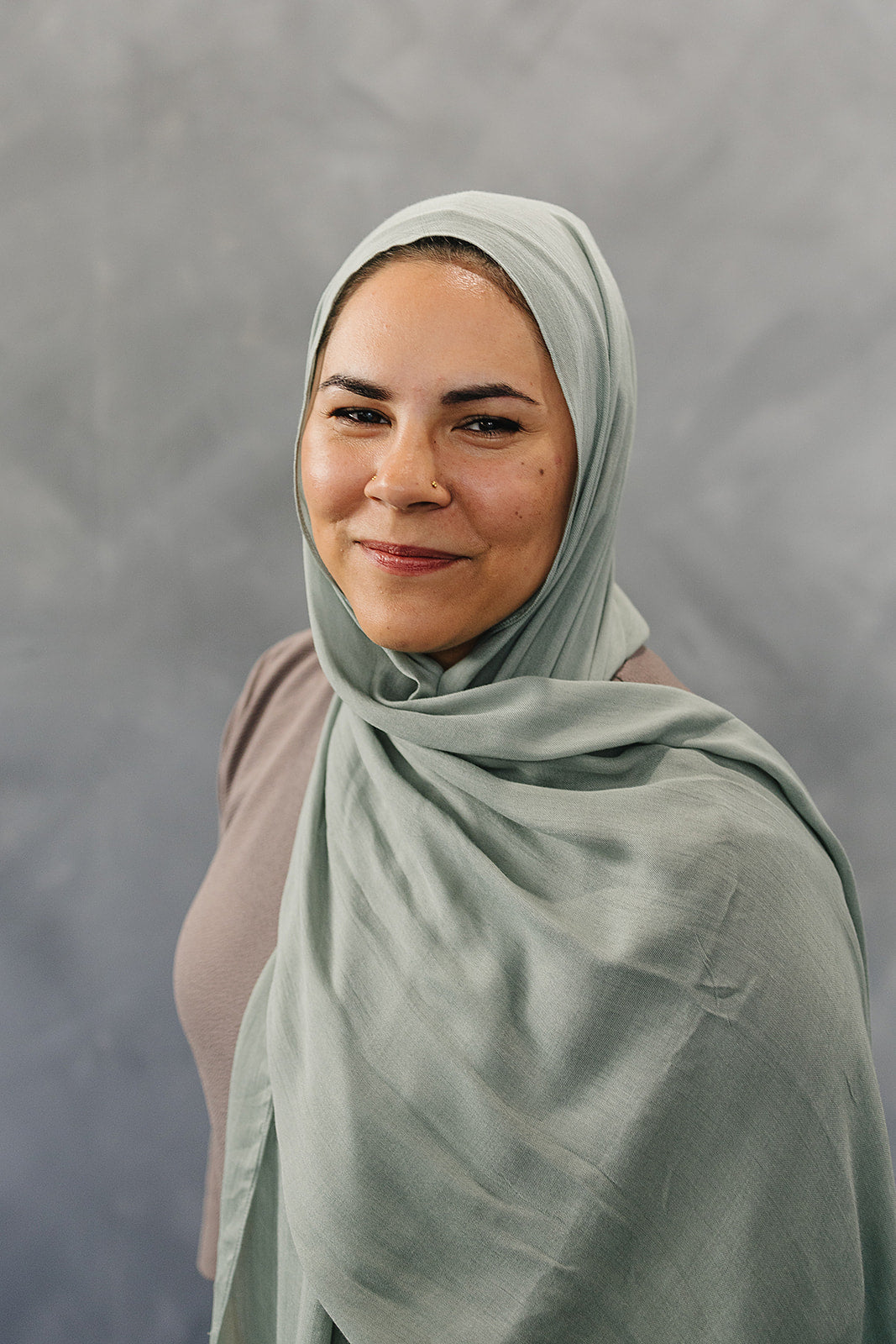 Bamboo Woven Solid Hijab - Sage Green