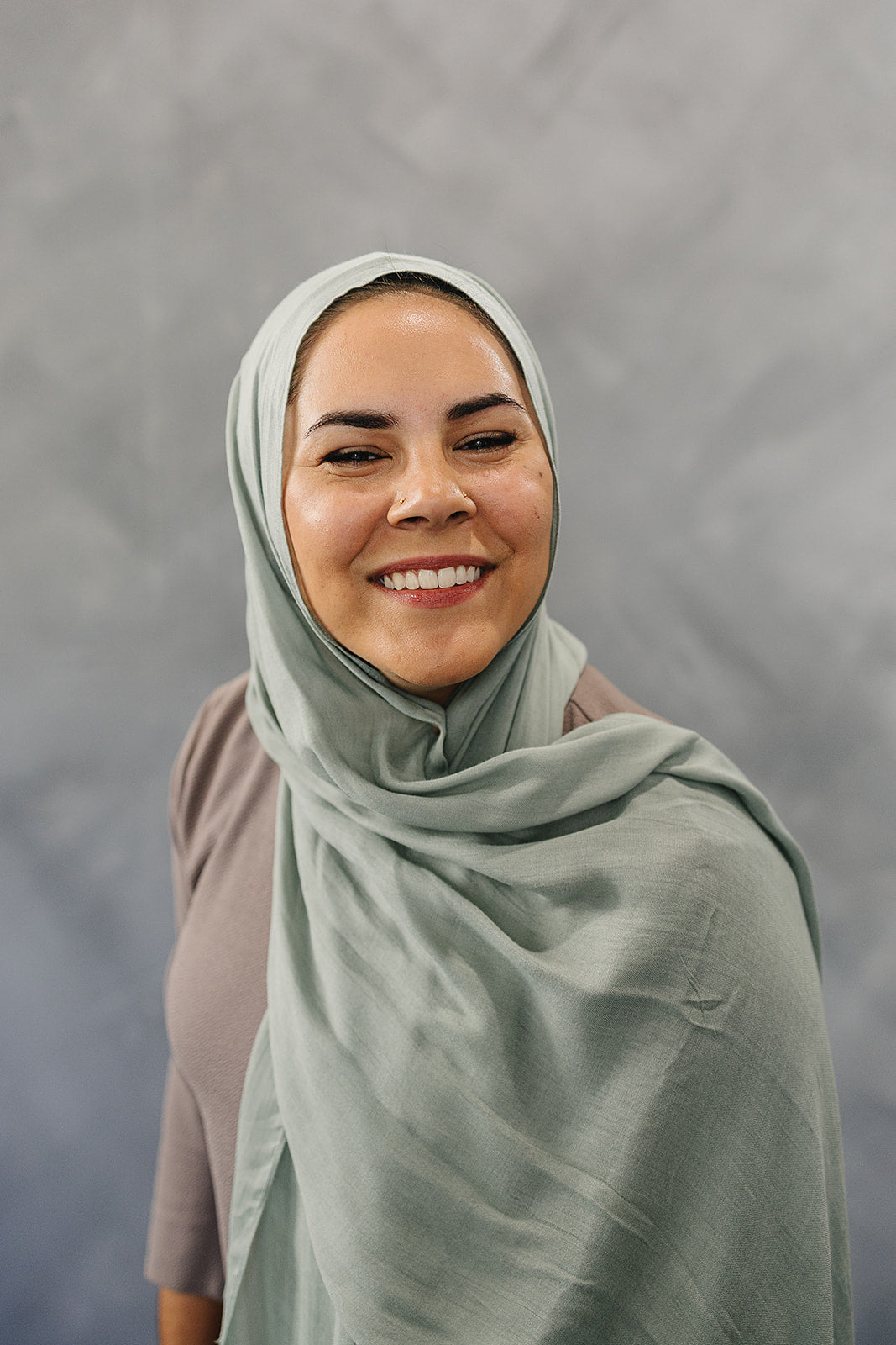 Bamboo Woven Solid Hijab - Sage Green