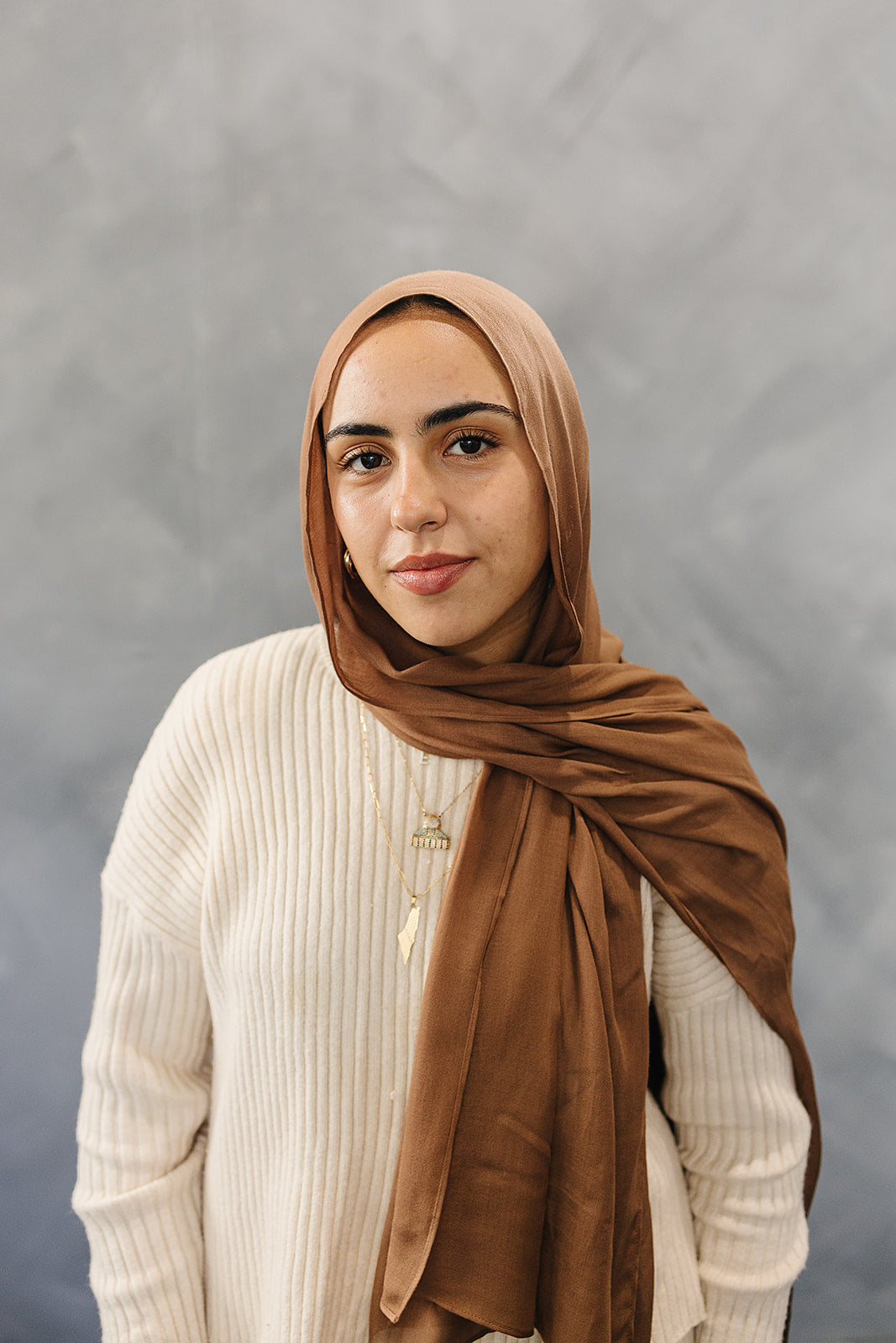 Bamboo Woven Solid Hijab - Dark Brown