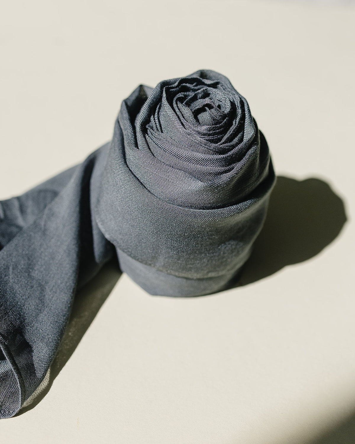 Bamboo Woven Solid Hijab- Charcoal